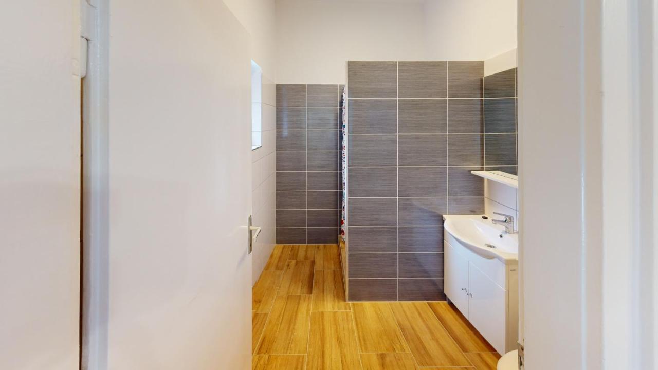 Family Apartman Miskolc Luaran gambar