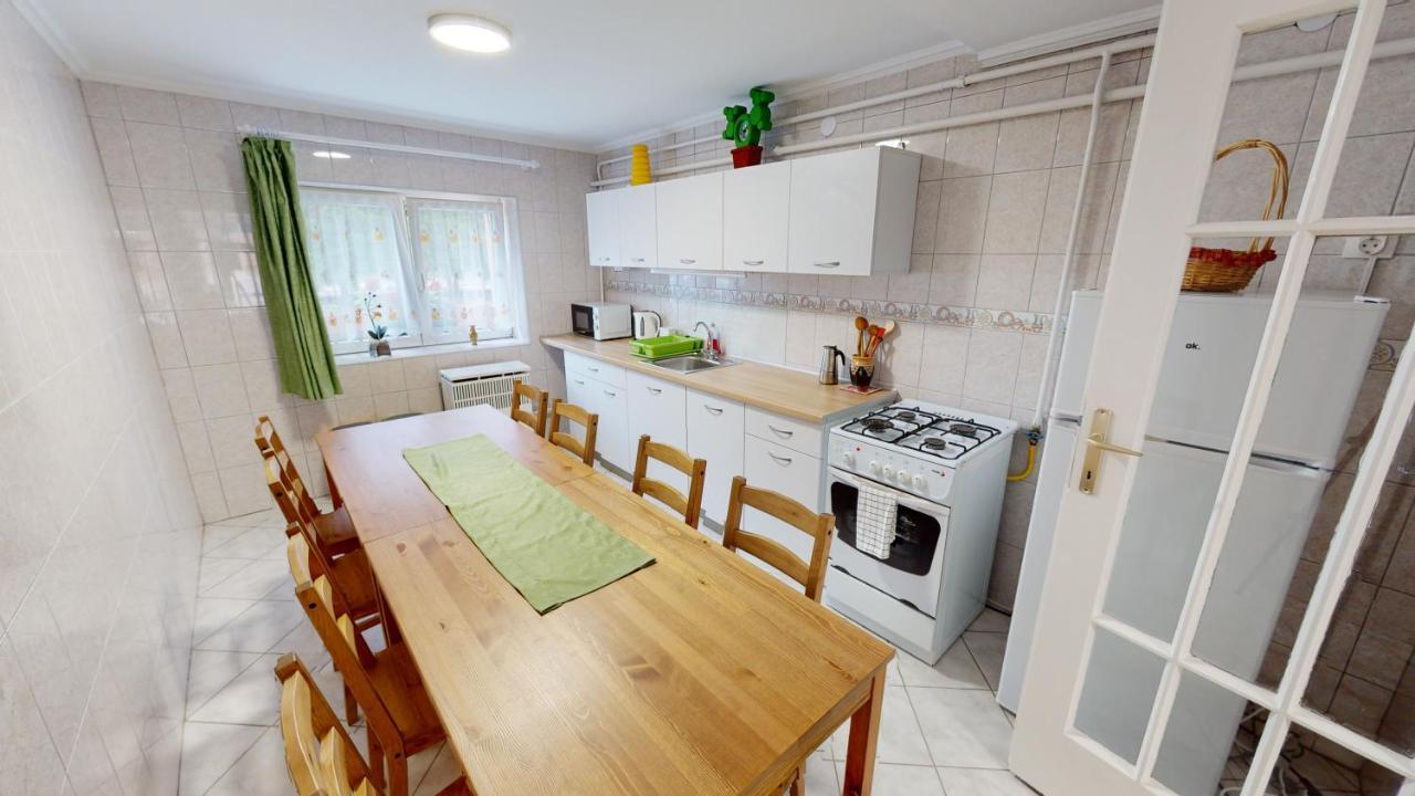 Family Apartman Miskolc Luaran gambar