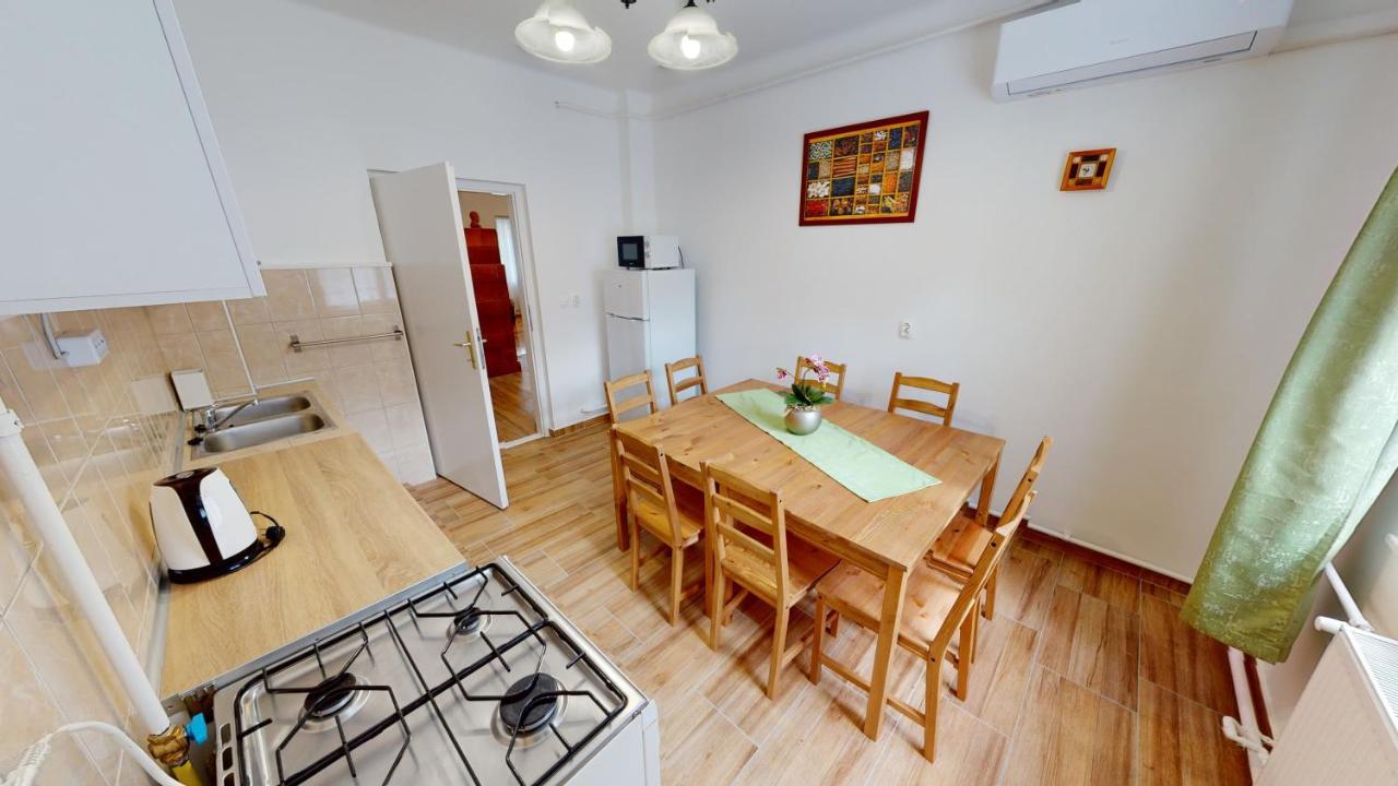 Family Apartman Miskolc Luaran gambar